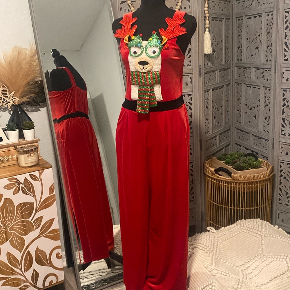 THE CUTEST One Piece XMAS JUMPER IS HERE!